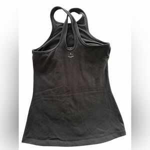 Beyond Yoga black tank medium